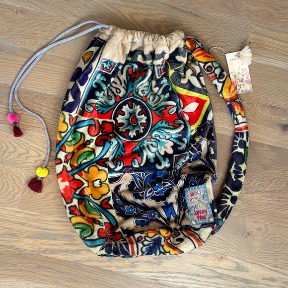NWT Johnny Was Moda Cozy Soft Drawstring Bag No Blanket Boho Floral Multicolor - Picture 3 of 10